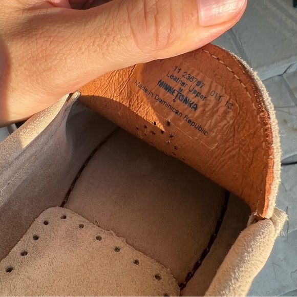 Minnetonka Leila Mule Stone suede open heel slide on shoes Sz 11 - Picture 7 of 8